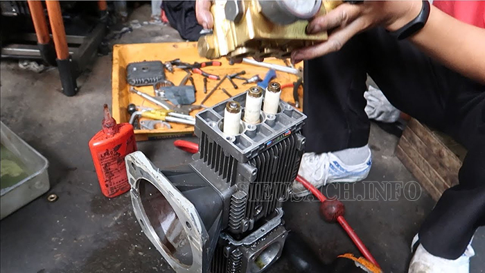 Dịch vụ sửa chữa máy rửa xe chuyên nghiệp Hà Nội
