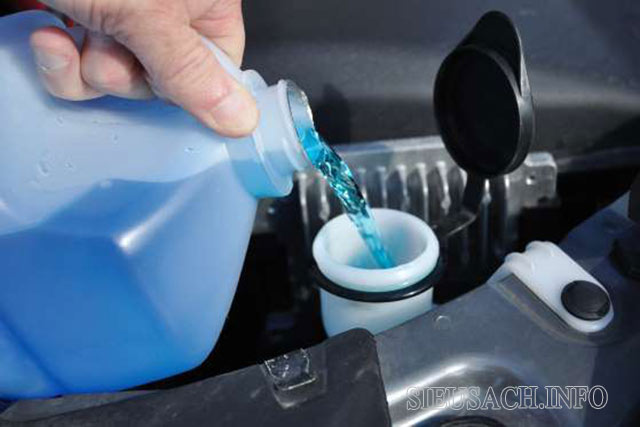 Dấu hiệu nhận biết cần thay nước làm mát cho xe ô tô