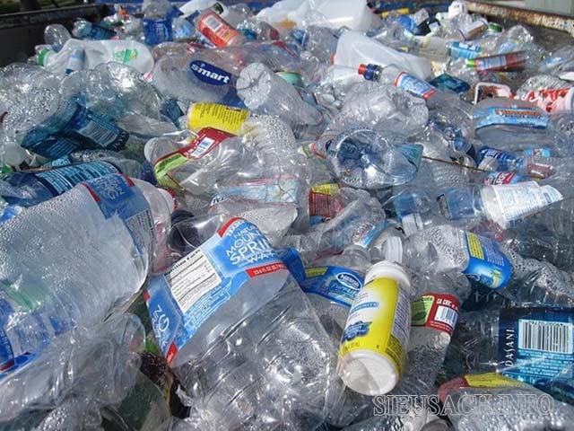 Rác thải nhựa có số lượng rất lớn hiện nay