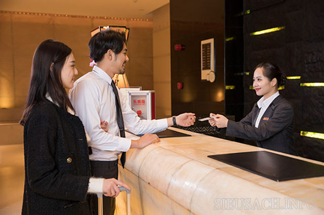 Thời gian check in, check out chuẩn quy định trong ngành dịch vụ khách sạn