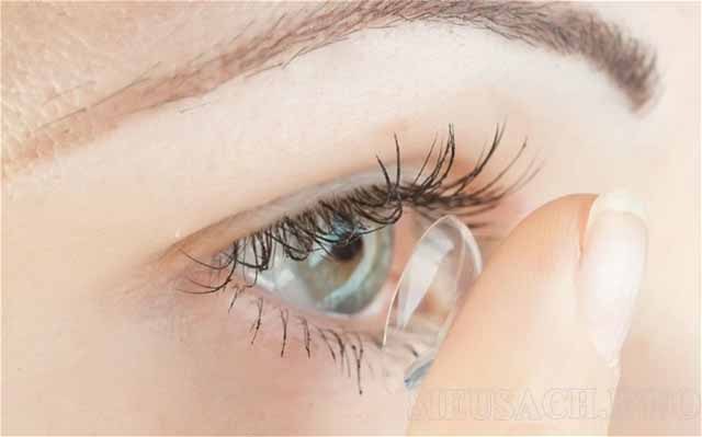 Contact lens chính là kính áp tròng