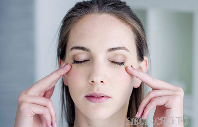 Massage thư giãn, tập các bài về mắt giúp bạn hết buồn ngủ nhanh chóng