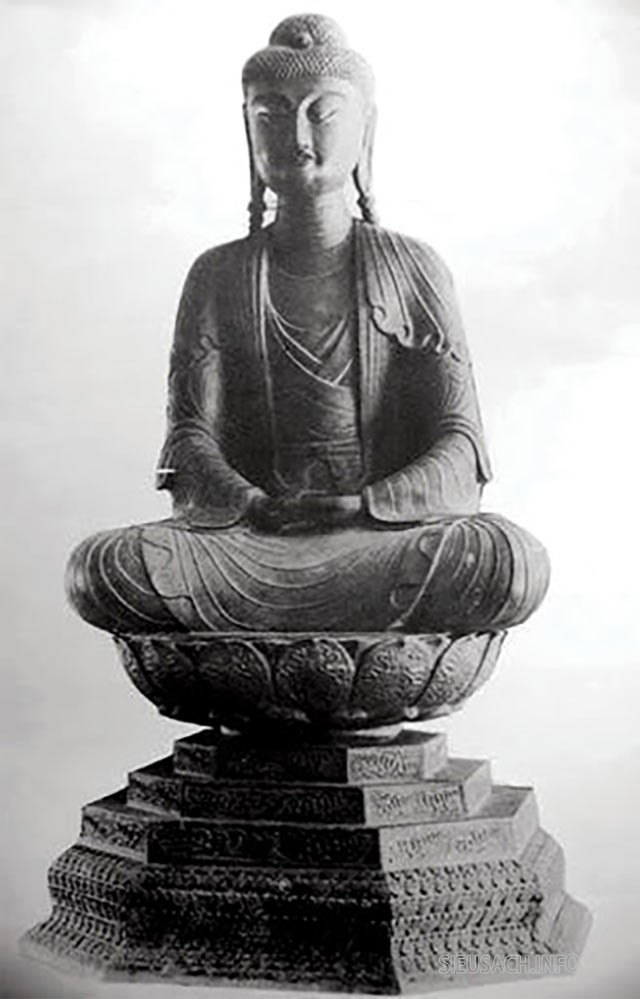 Tượng Phật cổ chùa Quỳnh Lâm