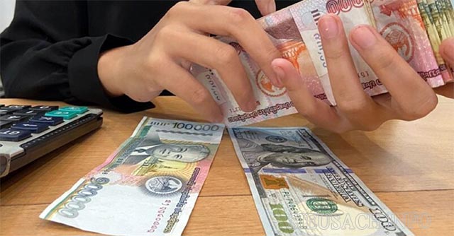 Thủ tục đổi tiền Lào tại các ngân hàng