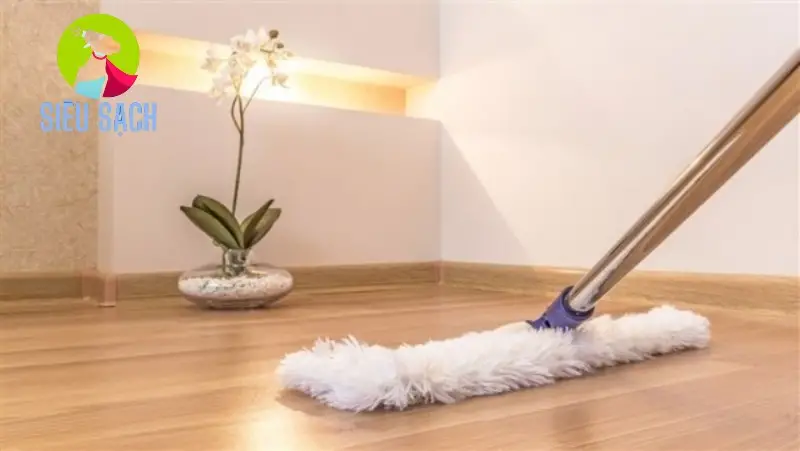 Các phương pháp làm sạch sàn gỗ hiệu quả