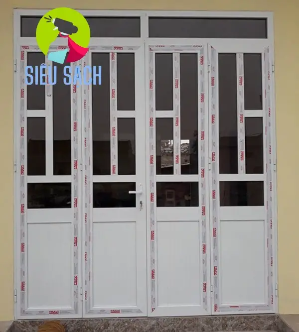 Cửa nhôm và cửa sắt