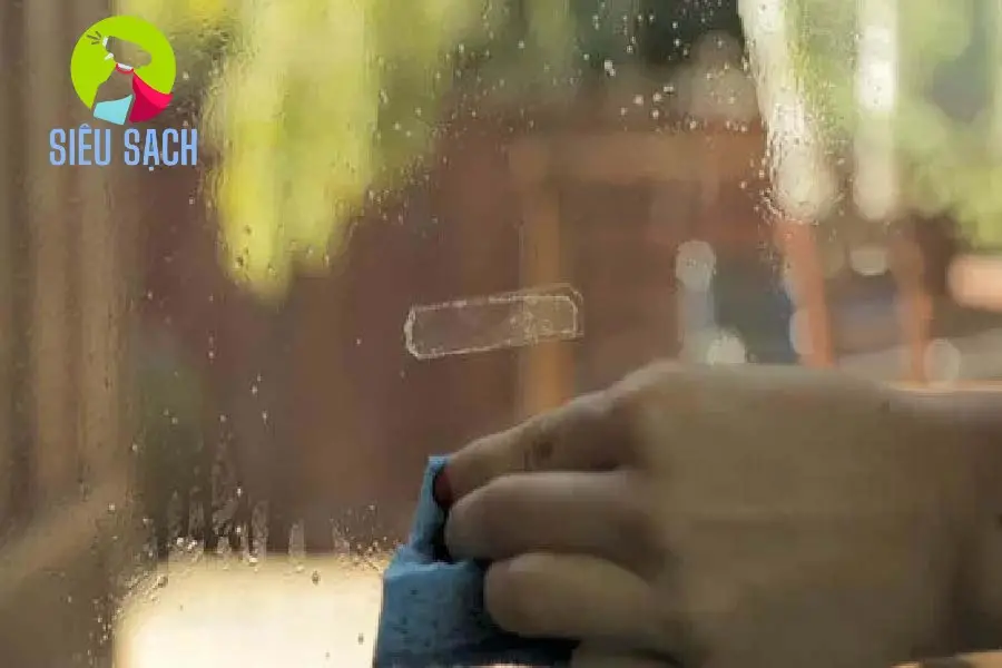 20+ cách tẩy vết băng dính trên mọi bề mặt sạch 100%
