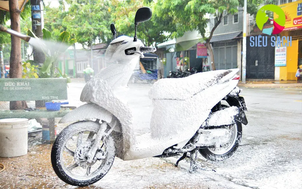 Quy Trình Rửa Xe Máy