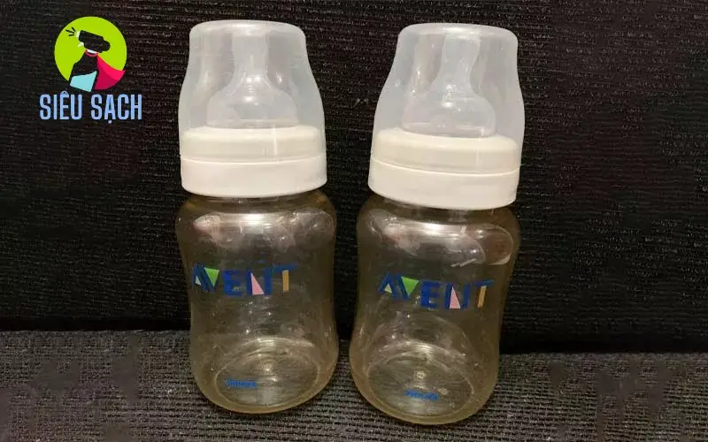 Các Mẹo Tự Nhiên Để Làm Sạch Bình Sữa Bị Ố Vàng