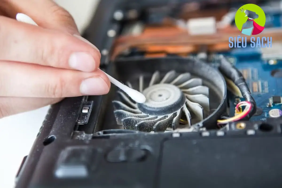 Dụng Cụ Cần Thiết Để Vệ Sinh Khe Tản Nhiệt Laptop Dụng Cụ Cần Thiết Để Vệ Sinh Khe Tản Nhiệt Laptop