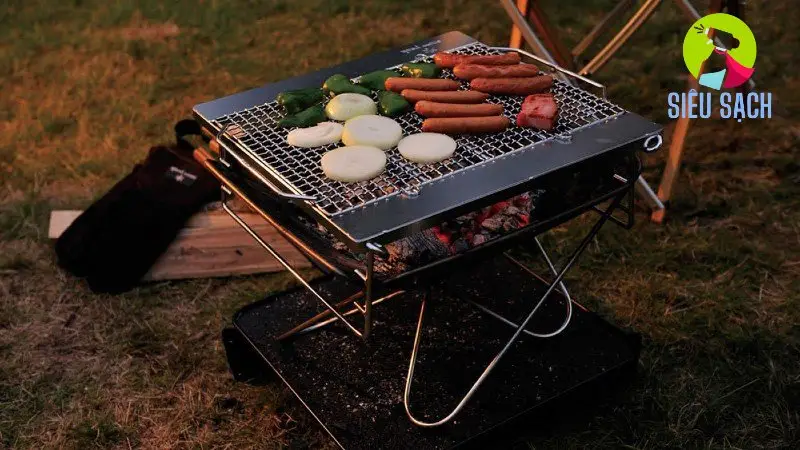 Làm Sạch Túi Ngủ và Các Dụng Cụ Nấu Ăn Ngoài Trời